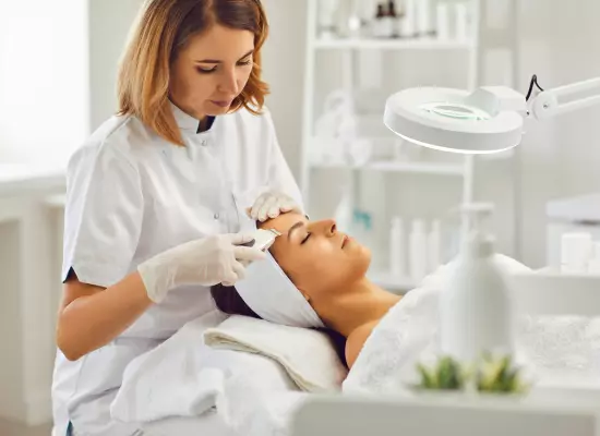 Biomédica / Esteta (Avaliação Corporal com Bioimpedância)